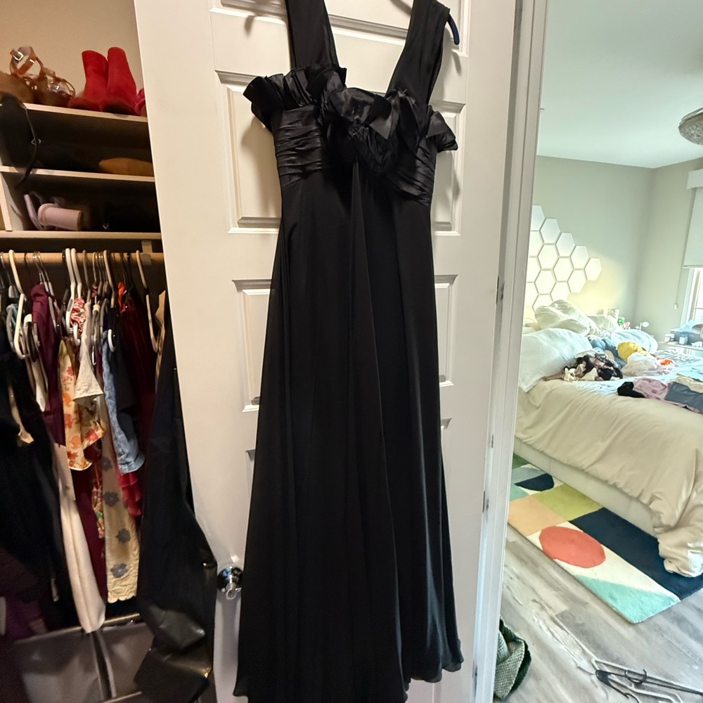 Elegant Black Evening Dress